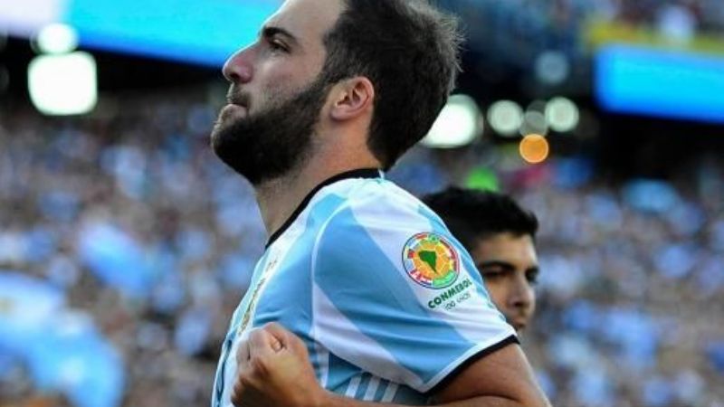 Argentina goleó 4-1 a Venezuela y avanzó a las semifinales