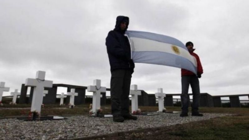 Comienza proceso para identificar a los soldados caídos en Malvinas