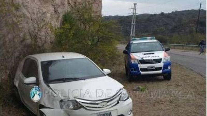 Recuperan en Ambato un auto robado