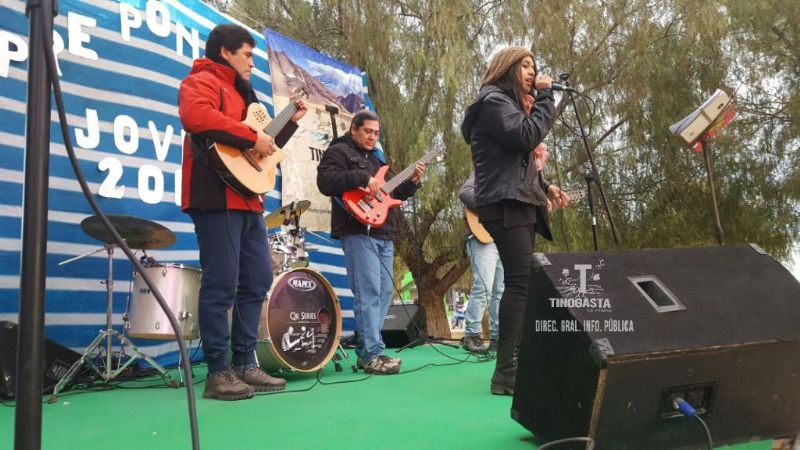 Pre-Poncho en Tinogasta