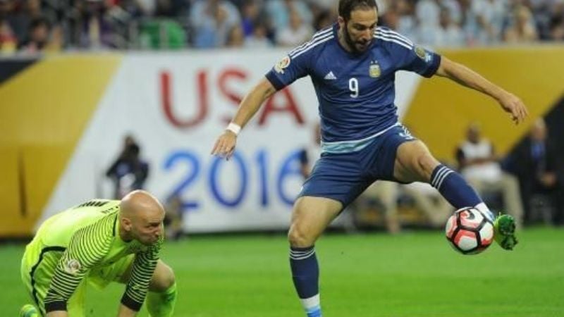 Argentina goleó 4-0 a Estados Unidos y se metió juega la final