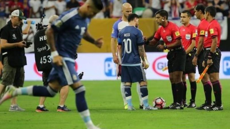 Argentina goleó 4-0 a Estados Unidos y se metió juega la final