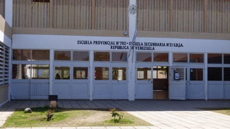 Defienden el prestigio de la escuela Normal de Andalgalá