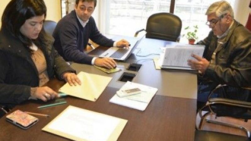 Apertura de sobres para licitación de obra de alumbrado público