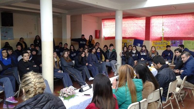 Charla de orientación vocacional en el Instituto Belgrano