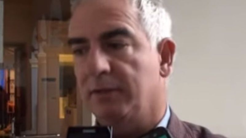 “No es un tema de más patrulleros, sino de más educación”