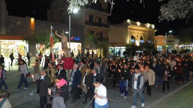 Pese al frío y la lluvia, los capitalinos  celebraron a su Patrono