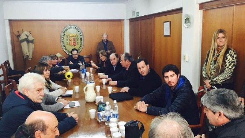 Diputados nacionales se reunieron con fruticultores