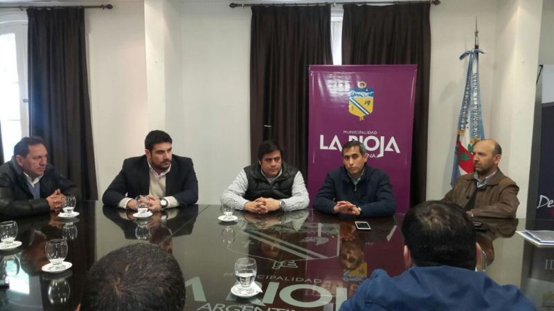 Rivera se reunió con el intendente de La Rioja