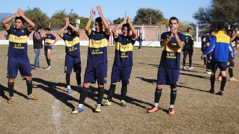 Vélez “salvó la ropa” de los capitalinos en el torneo “Integración”