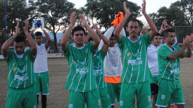 Vélez “salvó la ropa” de los capitalinos en el torneo “Integración”