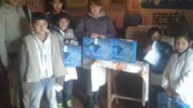 Entrega de "Aula Digital Móvil", en El Alto