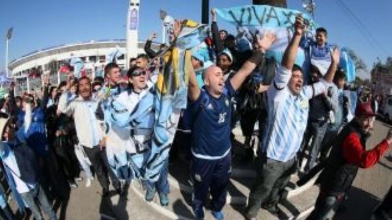 El hincha argentino es el más "cabulero" de Latinoamérica