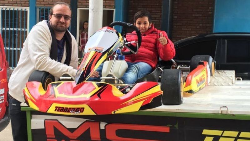Entregan karting a Salvatierra