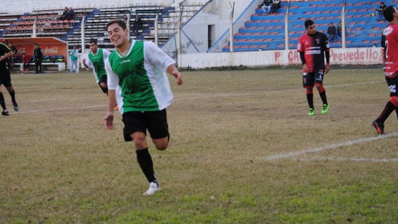 Parecidos triunfos de Los Sureños y La Carrera en Las Chacras