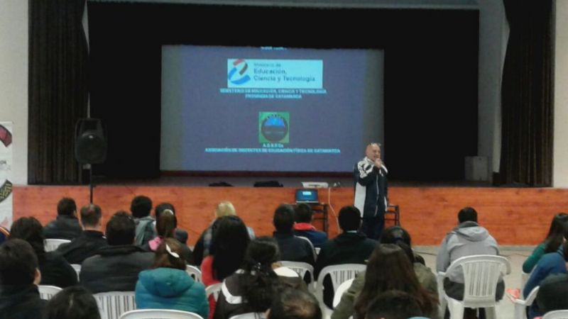 Capacitación de actividad físicapara Adultos Mayores