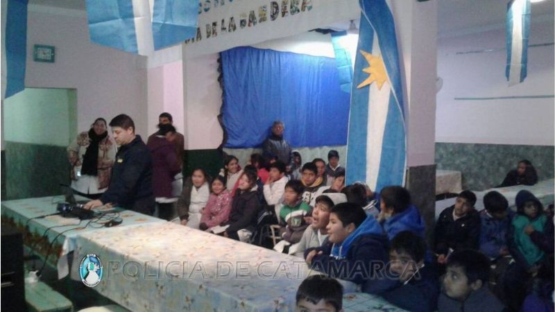 Seguridad Vial brindó capacitación en Pomán