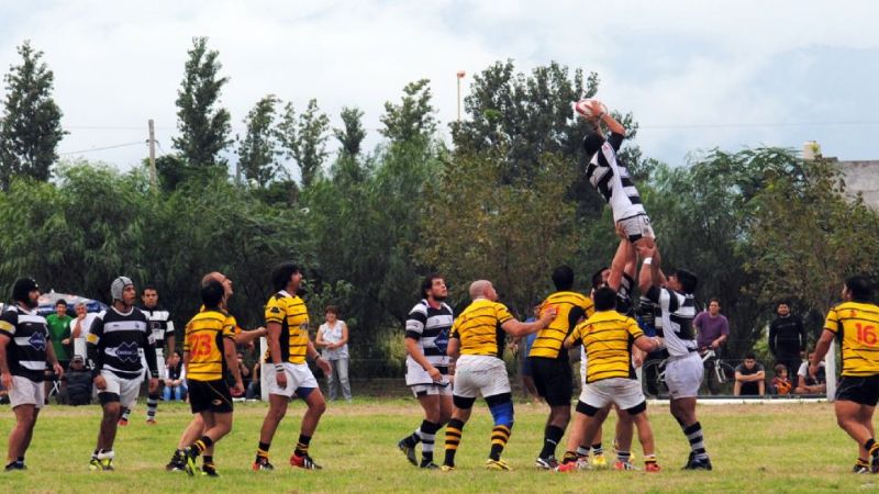 Los Teros defiende  la cima y el invicto ante Catamarca RC