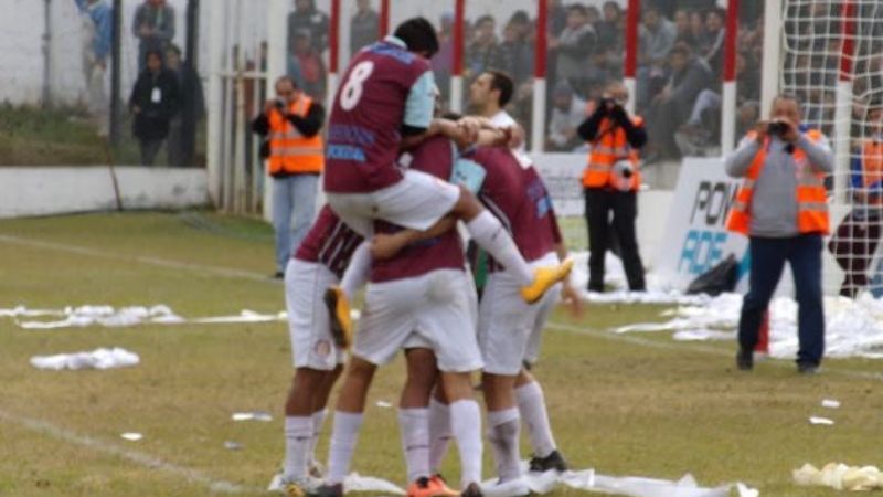 Aconquija pasó a semifinales donde se medirá con Juventud Antoniana