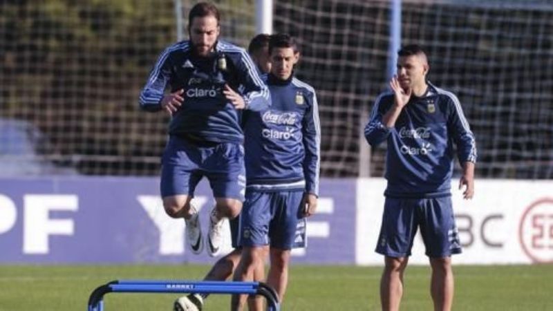 El “Pipita” Higuaín, por la revancha en la delantera nacional