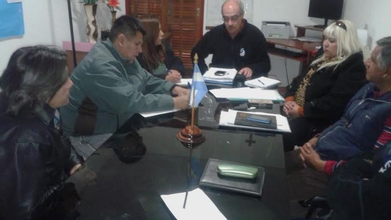 Informe de Vialidad Nacional a concejales de Santa María