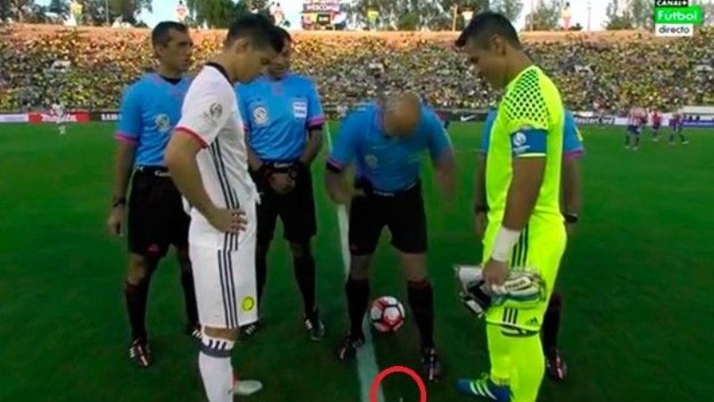 Insólito: La moneda quedó parada