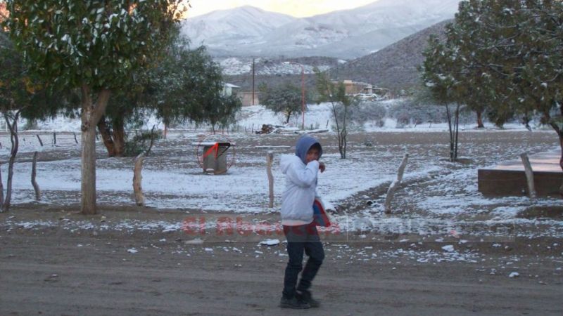 Padres dejarán de enviar a sus hijos a la escuela por los intensos fríos