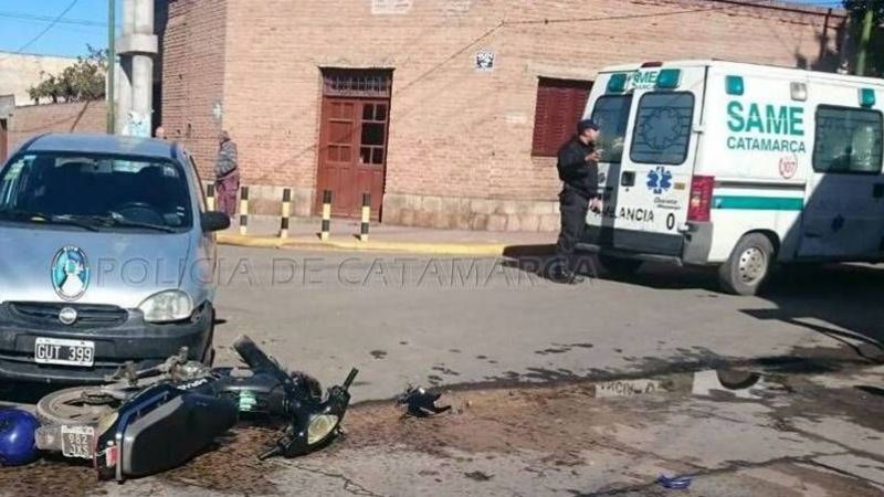 Un auto y una moto protagonizaron un siniestro vial