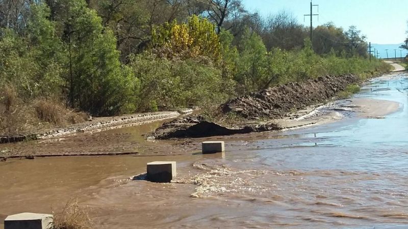 Analizan un camino alternativo para poblaciones afectadas por las lluvias