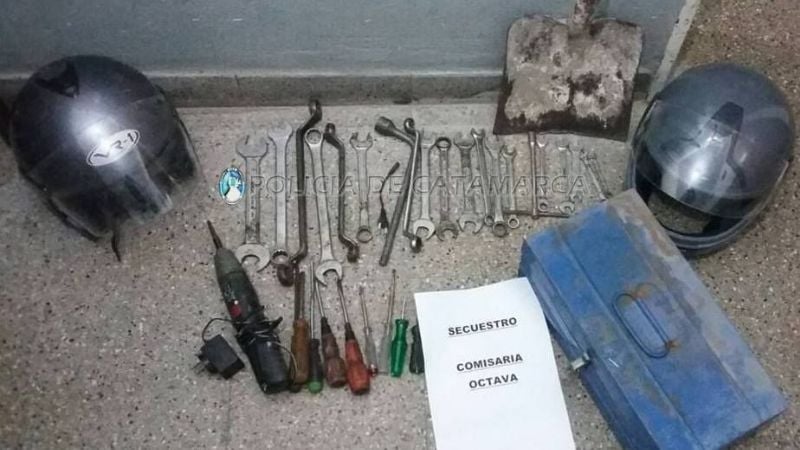 Demorados por robar elementos de una vivienda