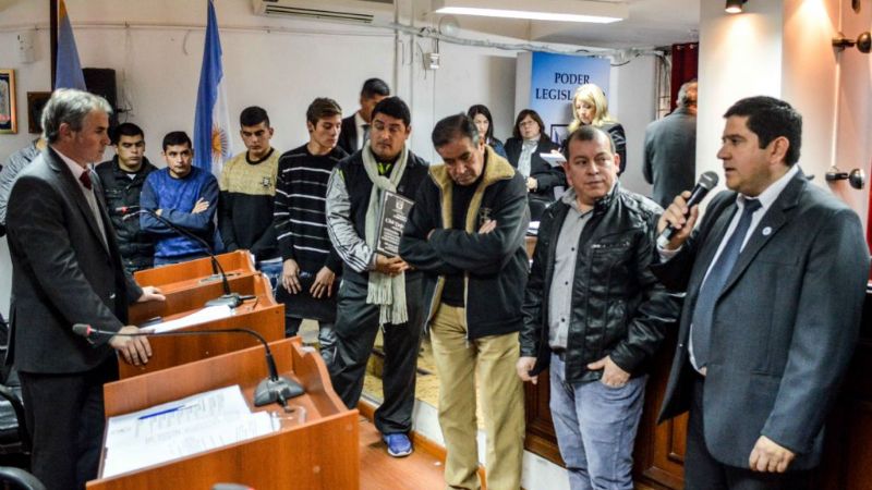 Media Sanción del Senado al “Día del Milagro”