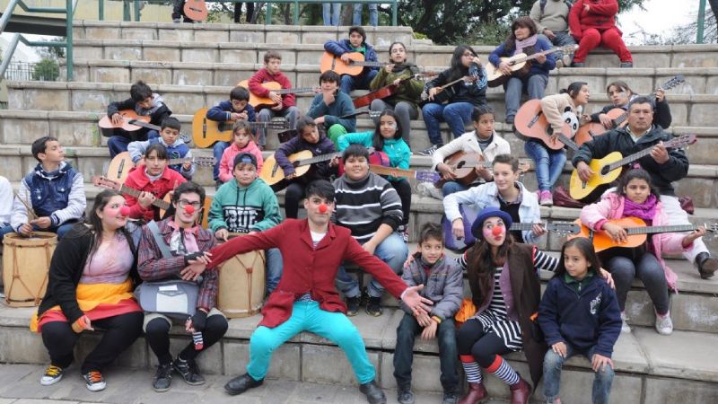 Los Centros comunitarios visitaron la UNCA