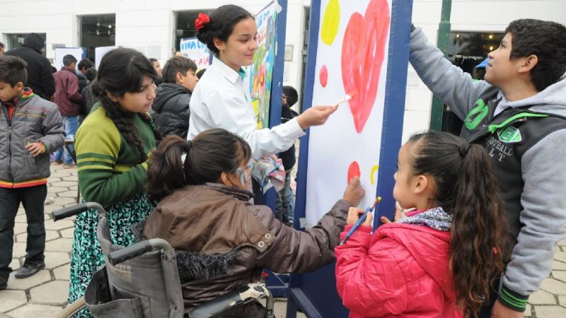 Los Centros comunitarios visitaron la UNCA