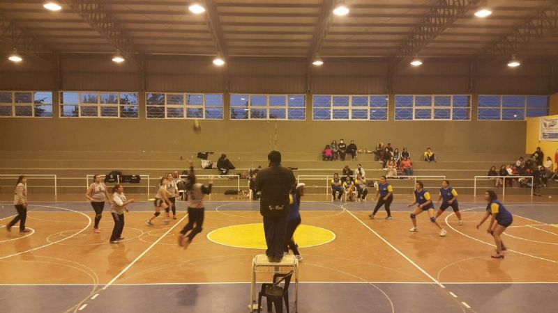 Se juegan las finales de Maxi Voley