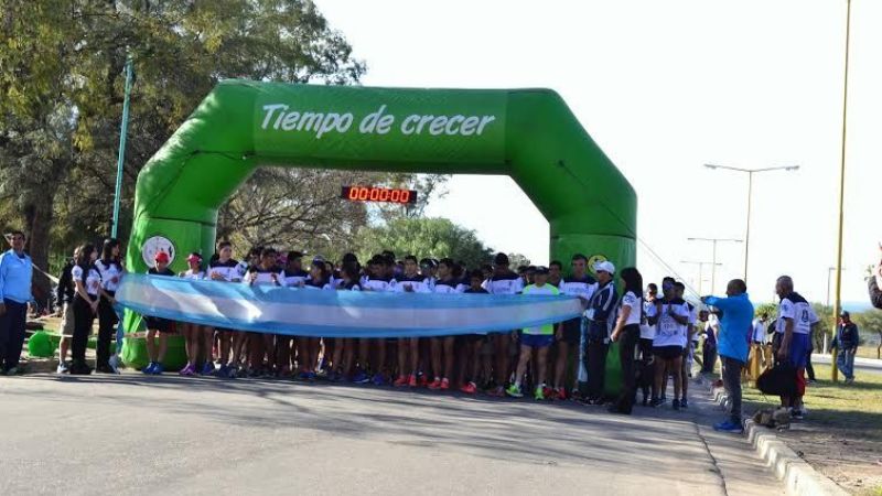 Fabricius y la tucumana Nieva, en la prueba del Bicentenario