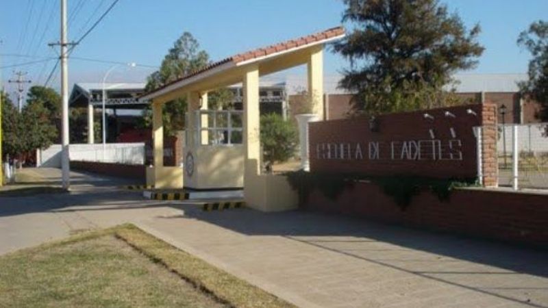 Cadete de la policía, internado en terapia intensiva por meningitis