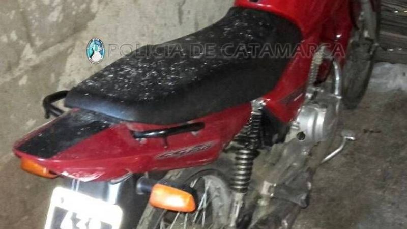 Recuperan una moto robada y detienen a un joven