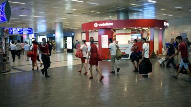 Hay 60 argentinos en el aeropuerto de Estambul