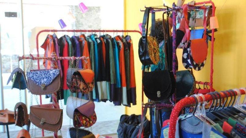 “Poncho Diseño”, un espacio distinto  para apreciar lo artesanal