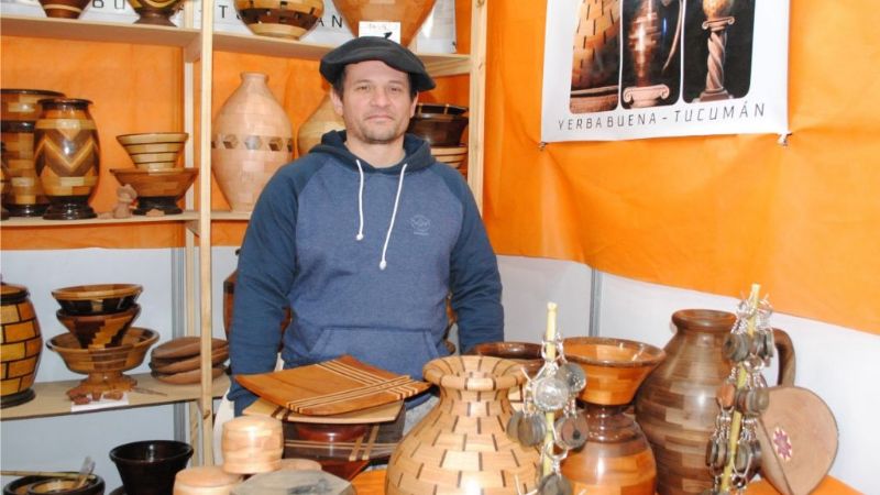 Tallado de madera en tornería segmentada