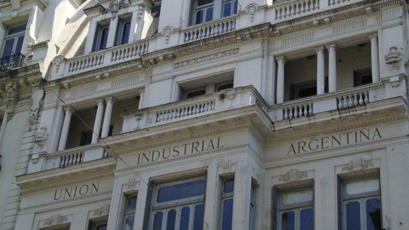 La UIA alertó por la apertura a las importaciones