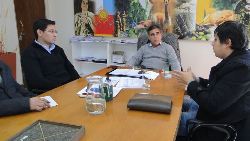 Mejoran el sistema de riego productivo de Tinogasta