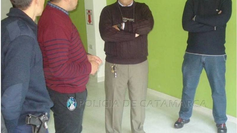 Vecinos y comerciantes se reunieron con Jefes de la Comisaría 1°