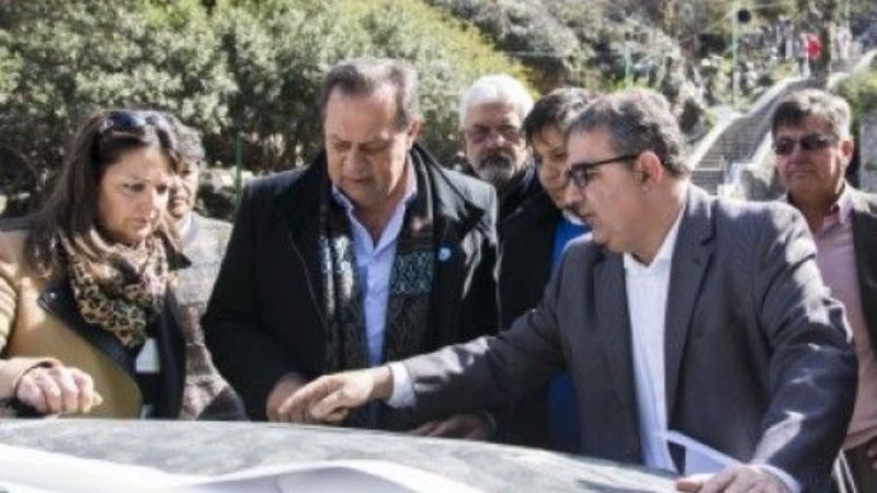 Santos y Jalil recorrieron la Gruta