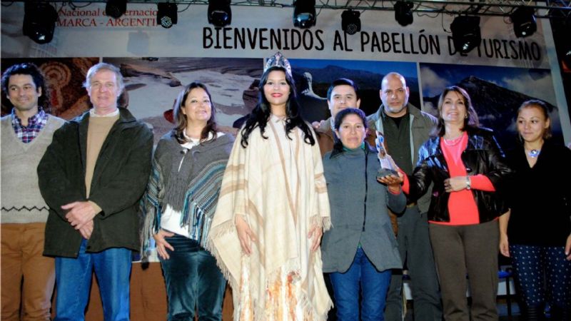 Se realizó la entrega de los premios a los artesanos del Poncho