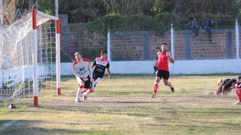 Villa Dolores 2-1 a Coronel Daza y La Estación 5-4 a Los Altos