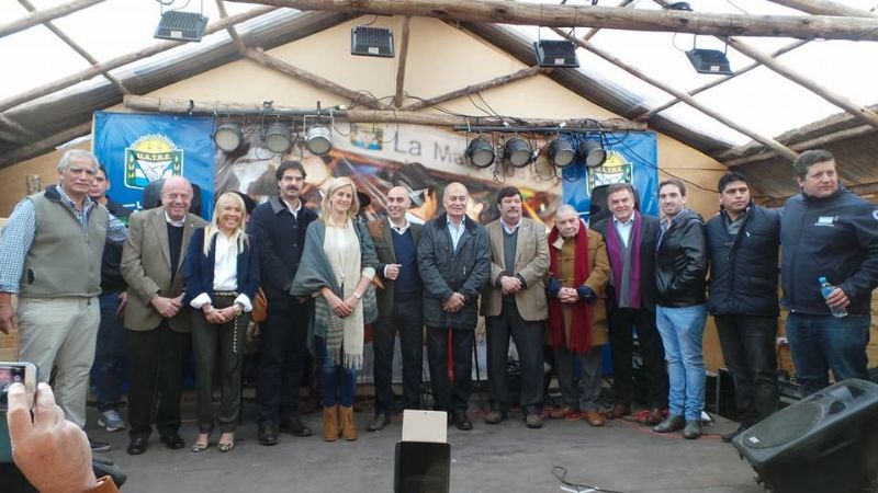 Anuncian un 35 % de aumento salarial para trabajadores rurales