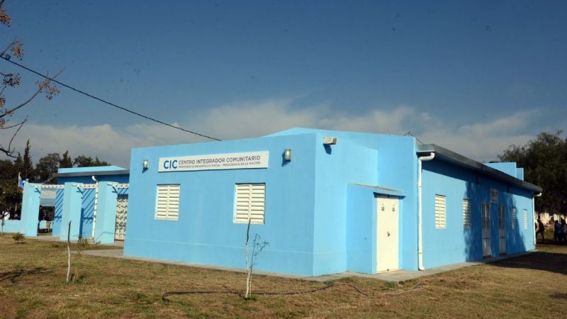 Lucía en la inauguración del CIC de Colonia del Valle