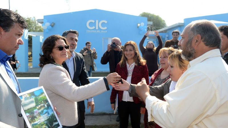 Lucía en la inauguración del CIC de Colonia del Valle