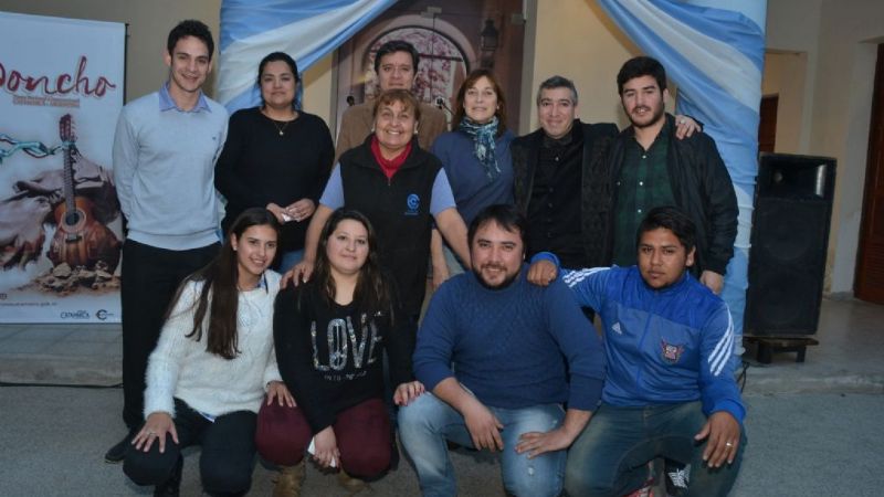 La Casa de la Cultura albergó un exitoso “Poncho Urbano”